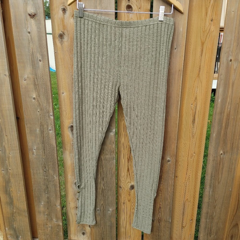 BEARPAW SAGE GREEN Leggings/Base Layer Women's Size Large Ankle Detail